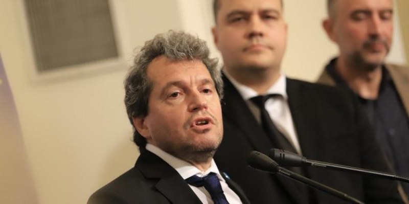 ИТН иска повече места в парламентарни комисии за сметка на ДБ