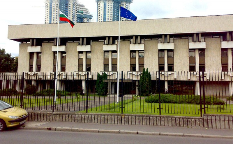 Москва гони редица български дипломати