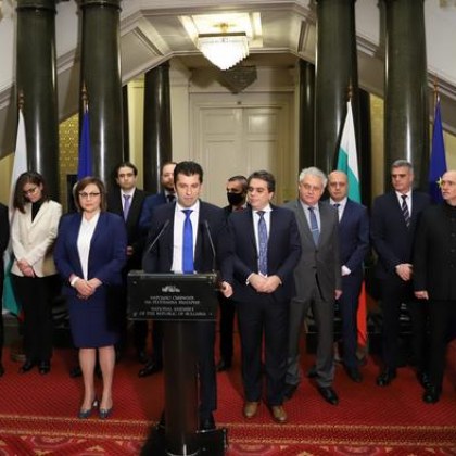 Над половината от пълнолетните граждани смятат че това правителство няма