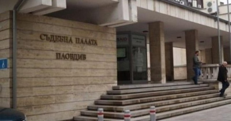 Момиче от Пловдив си купи водка, продавачката олекна с 2 бона