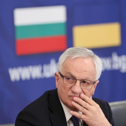 Потвърдено - шефът на правителствения щаб за бежанците подаде оставка