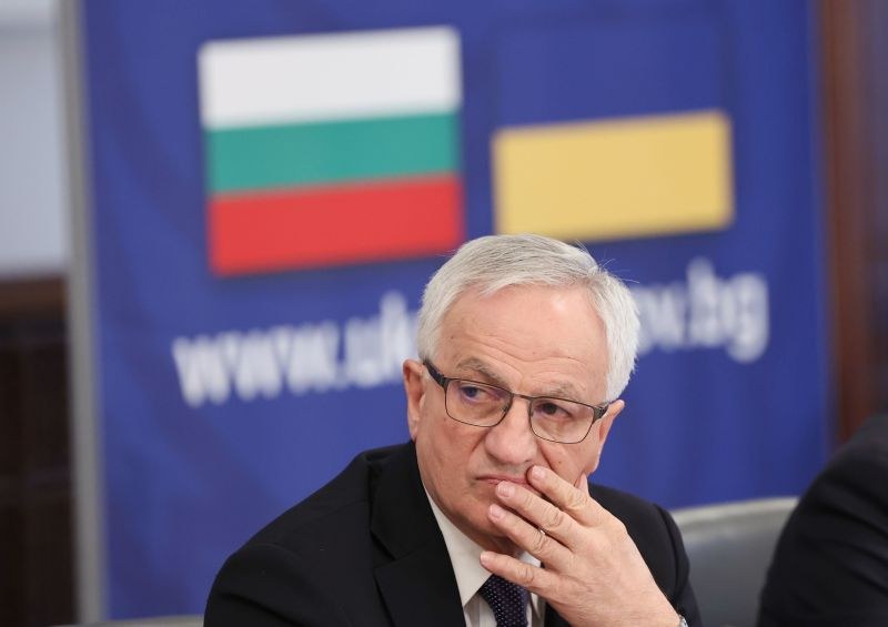 Потвърдено - шефът на правителствения щаб за бежанците подаде оставка