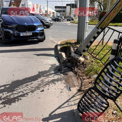Катастрофа стана преди минути в Пловдив Инцидентът е между две