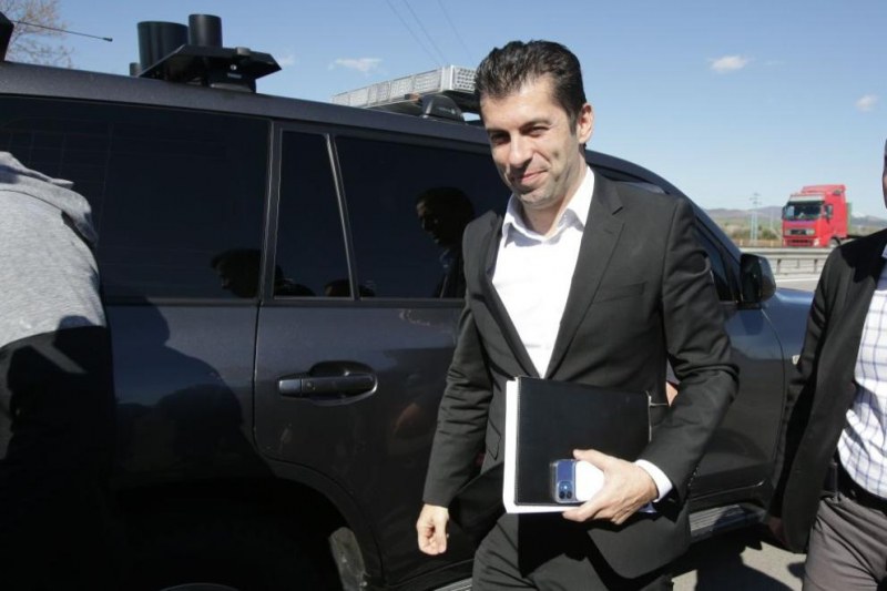 Кирил Петков: Тръгваме към Киев в сряда