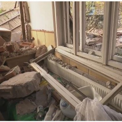 Съседи се обединиха в помощ на семейството от Пловдивско чиято