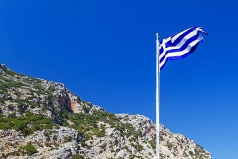 Гърция с мерки за инфлацията, отпуска ваучери за хората