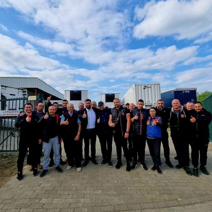 Тази снимка няма да стане популярна като видео от кабинета