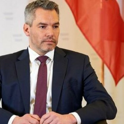 По рано през деня излезе информация че Виена е приела засега