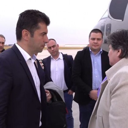 Българската делегация пътува към Украйна От Министерския съвет разпространиха кадри от пътуването