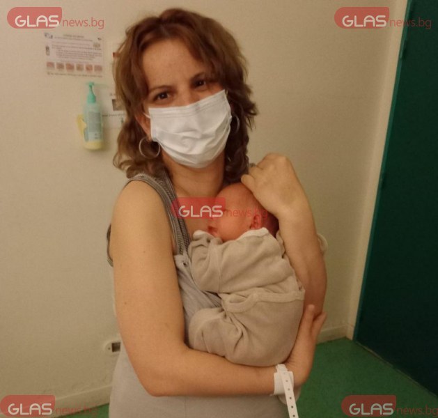 Едномесечното бебе на 35-годишната Златка Стоянова, за която GlasNews.bg първи