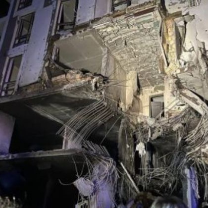 Най малко десет души са пострадали при руски ракетен обстрел по