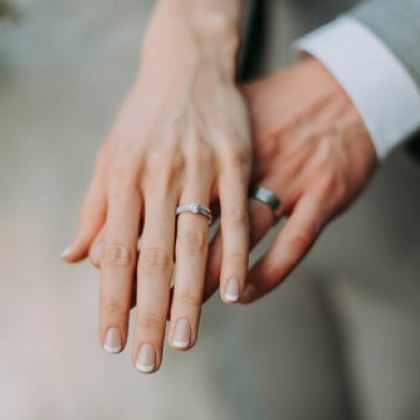 През 2021 г са регистрирани 26 620 юридически брака