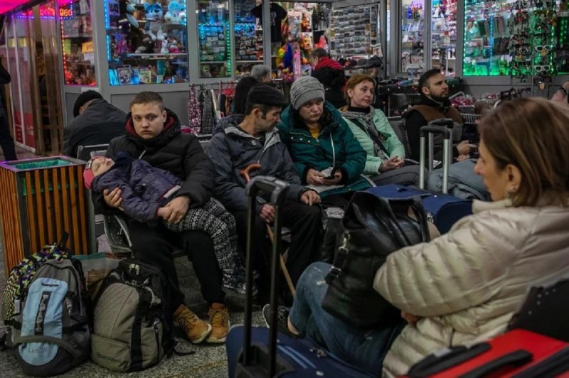 Поляците започват да се изнервят заради потока от бежанци от Украйна