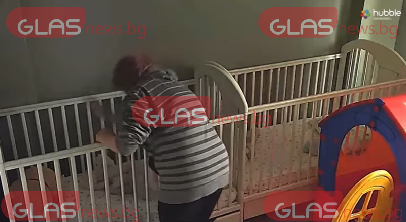 Камера показа как детегледачка бие 2-годишно дете в София
