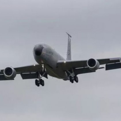 Самолет Boeing KC 135R който е на въоръжение в армията на
