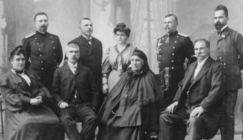 От Вазовия род е единственият наш офицер, който влиза в английската история с името си