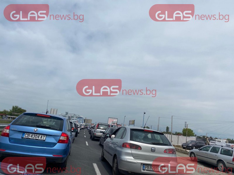 Зверска тапа на пътя за Карлово