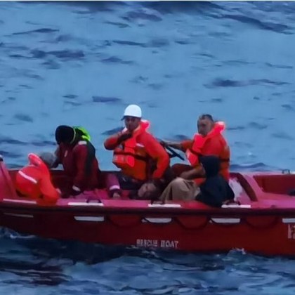 Български моряци от кораба Царевич плаващ под малтийски флаг спасиха