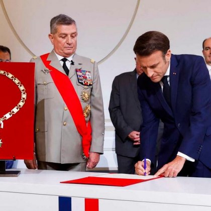 Президентът на Франция Еманюел Макрон встъпва официално във втория си