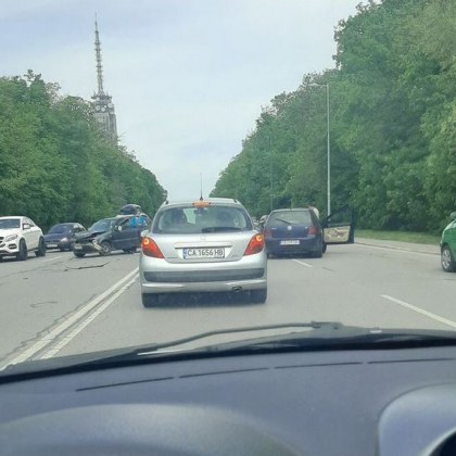 Поредна катастрофа стана днес в София За това сигнализират очевидци