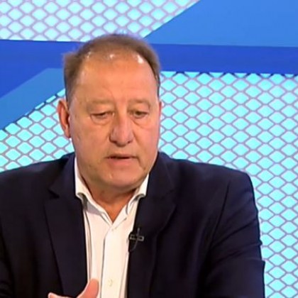Нереалистично е да се ремонтира украинска военна техника у нас