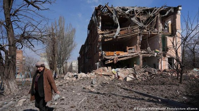The Guardian: По-нататъшното въоръжаване на Украйна само я унищожава