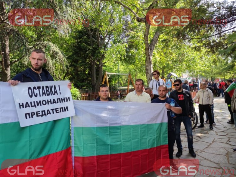 Искаме оставката на областния управител, спира развитието на Пловдив СНИМКИ