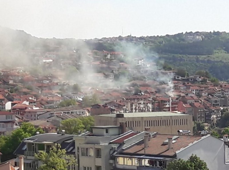 Пожар горя в хотел, евакуираха гостите
