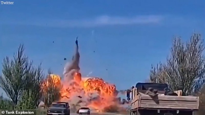 Запечатаха унищожаването на руски танк на ВИДЕО