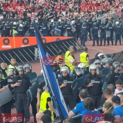Хаос на полувремето на мача за Sesame Купа на България