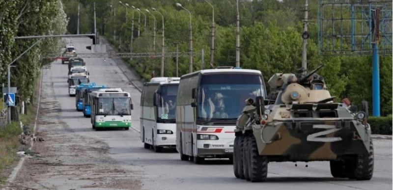 Във вторник, 17 май, най-малко седем автобуса с украински военнослужещи