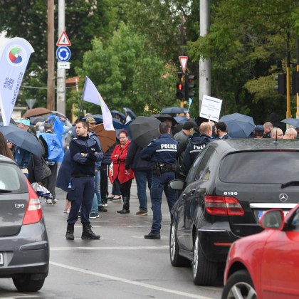 София е парализирана заради протестите СНИМКИ