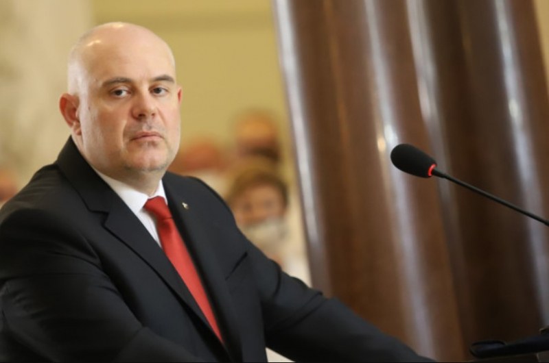 Предложенията за отстраняване на Гешев отново се разглеждат от ВСС