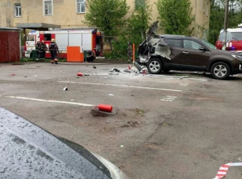 Кола избухна в Русия, след като се твърди, че оръжие