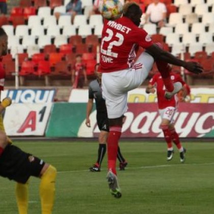 ЦСКА пак се изложи, завърши 0:0 с Ботев Пловдив