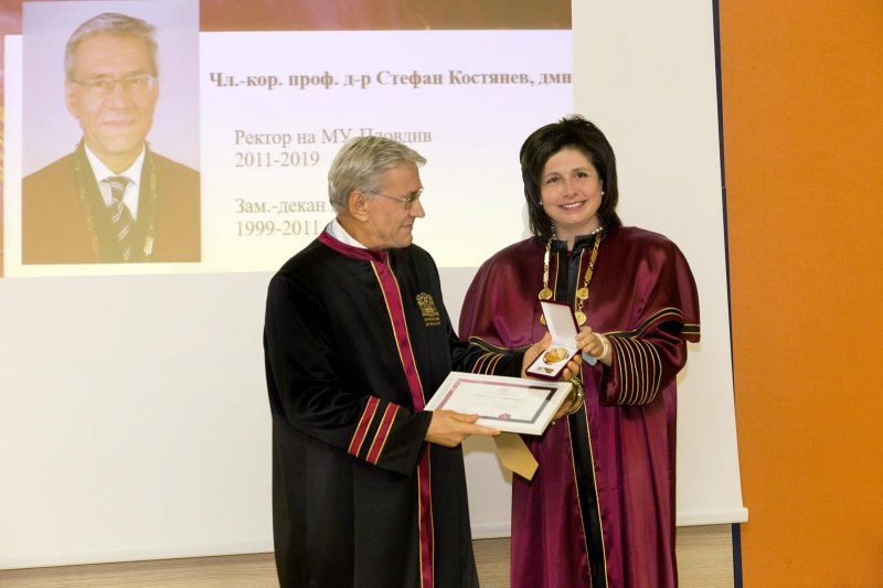 Предлагат уважаван професор за почетен гражданин на Пловдив