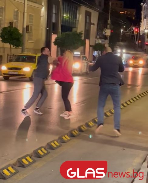 Бой в София! Българин и украинец се млатиха на улицата СНИМКИ