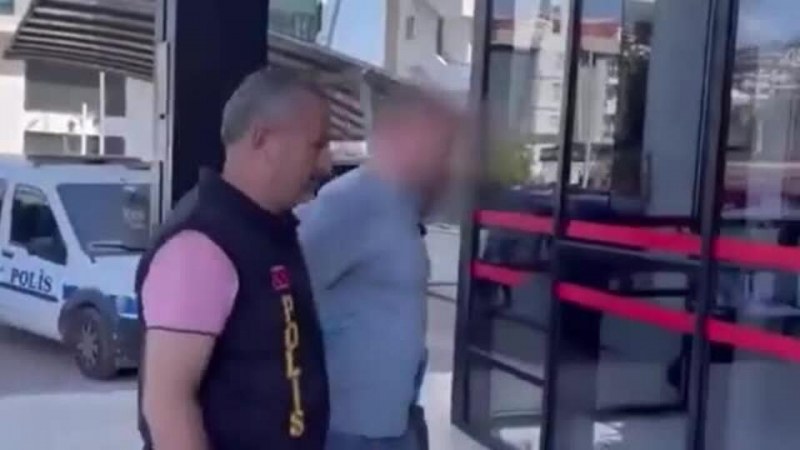 Бивш украински депутат закла малките си деца в турски хотел