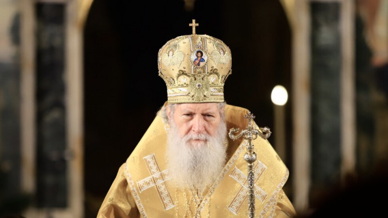 Патриарх Неофит е изписан от болница