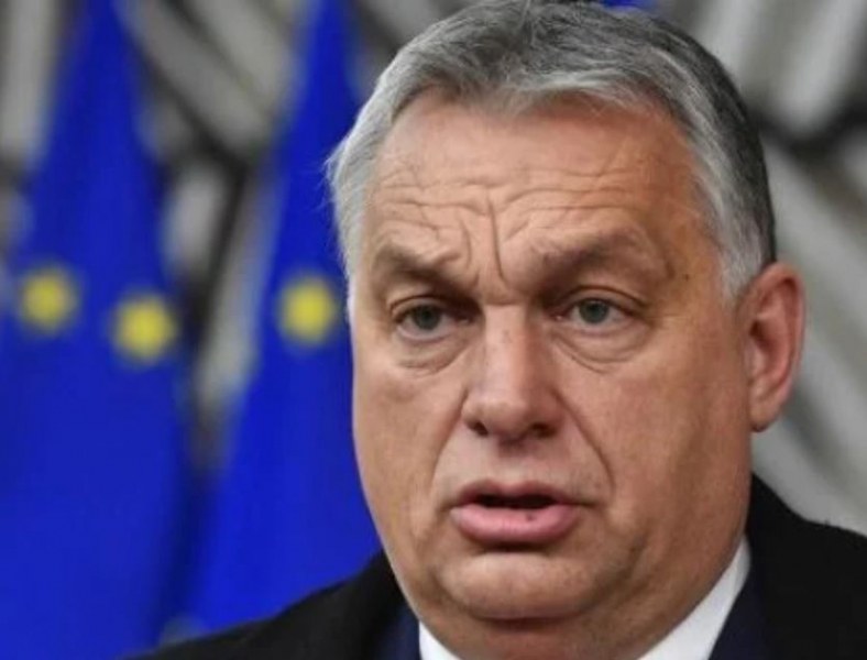 Унгарският премиер Виктор Орбан обяви въвеждането на извънредно положение в