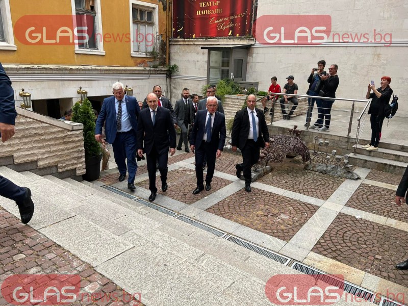 Президентът Румен Радев участва в тържественото отбелязване на 60 години