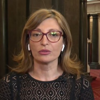 Петков е доста нервен, поел е ангажимент към Македония, ЕС и САЩ