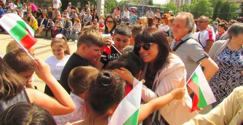 Едва преди ден отпразнувахме 24 май - празникът на българската