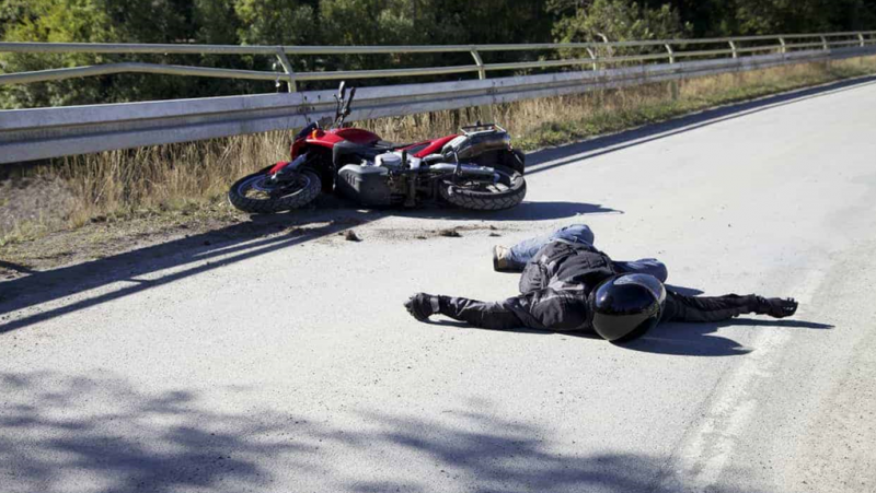 Катастрофа след несъобразена скорост отне живота на мотоциклетист
