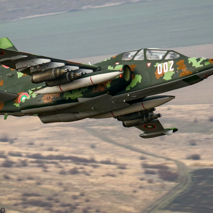 14 щурмови самолета Су 25 от един от източноевропейските партньори са