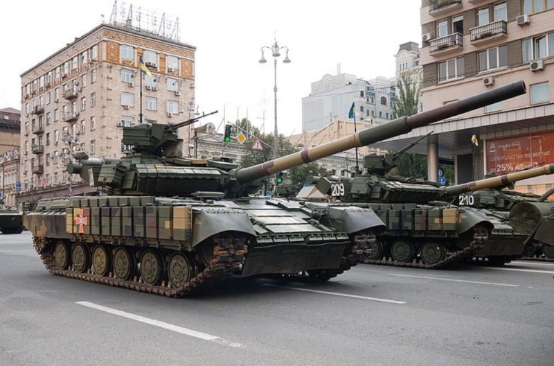 Решено! България ще ремонтира 80 украински танка