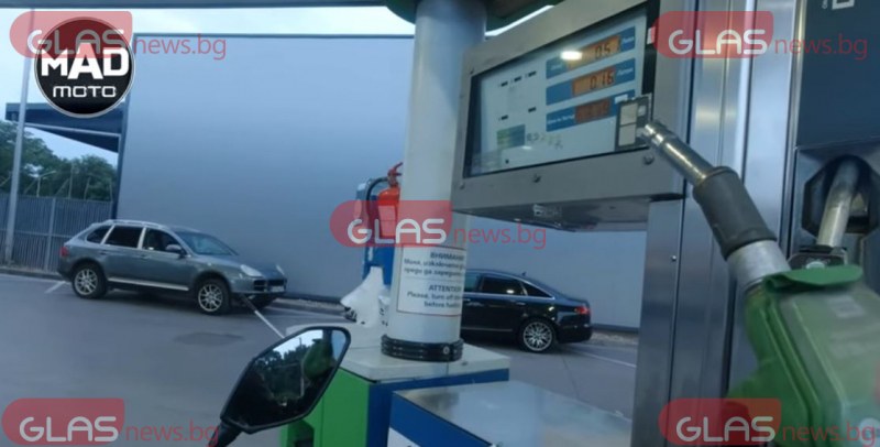 Бензиноколонка изуми моторист в София. „Вълшебното“ съоръжение започва да начислява