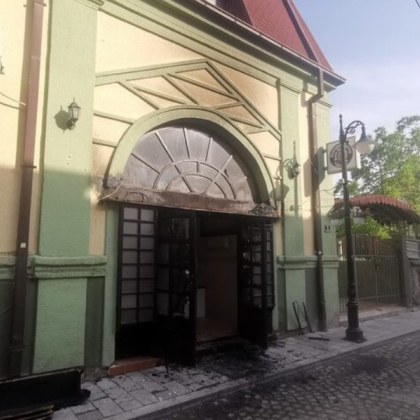 Палежът на българския културен клуб е директна атака срещу българите в РСМ