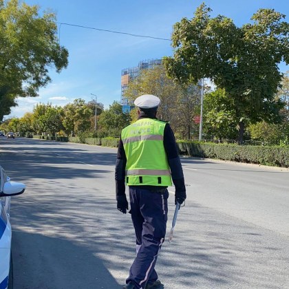 Катастрофа е станала край Пловдив Два леки автомобила са се
