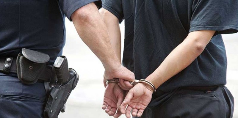 Румънски шофьор е задържан за подкуп на полицаи. Той е